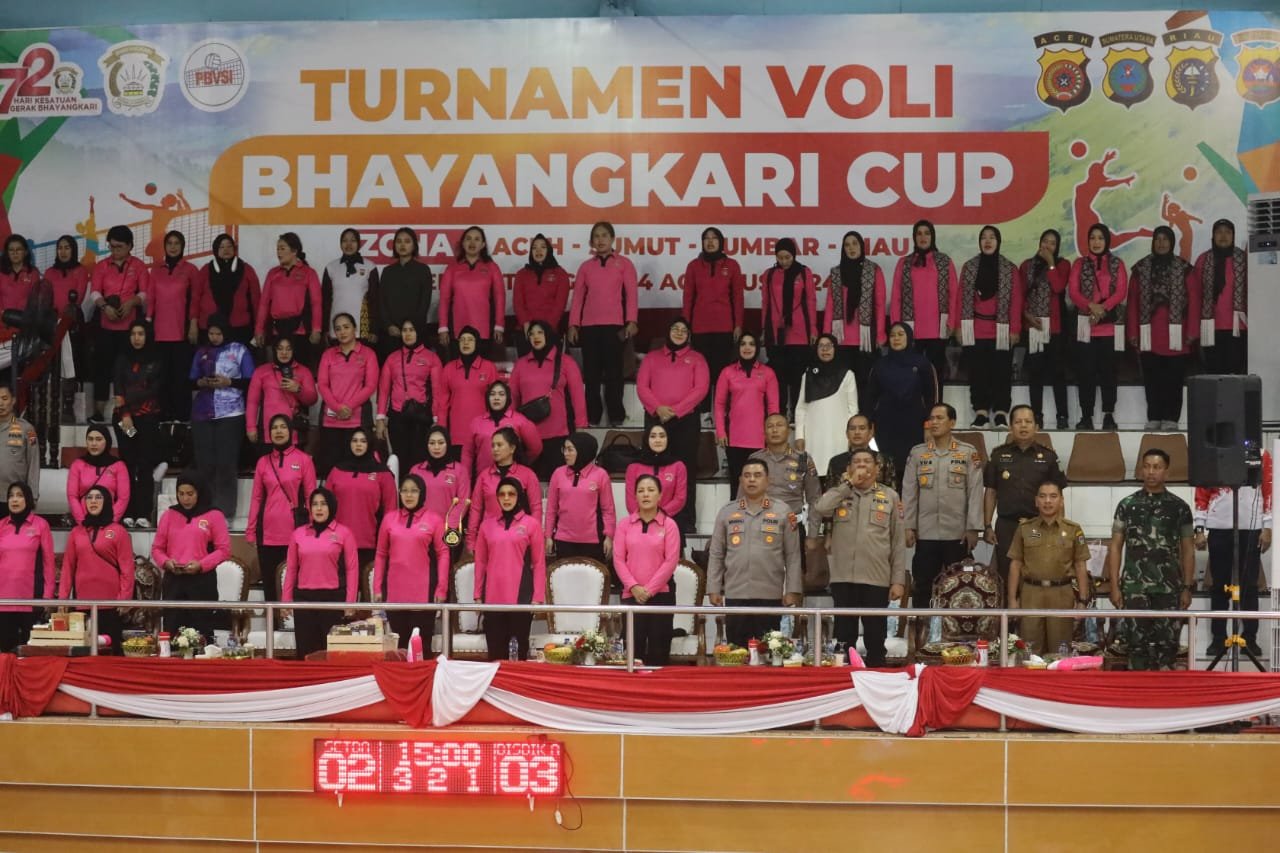 Kapolda Sumut Buka Voli Bhayangkari Cup Zona I