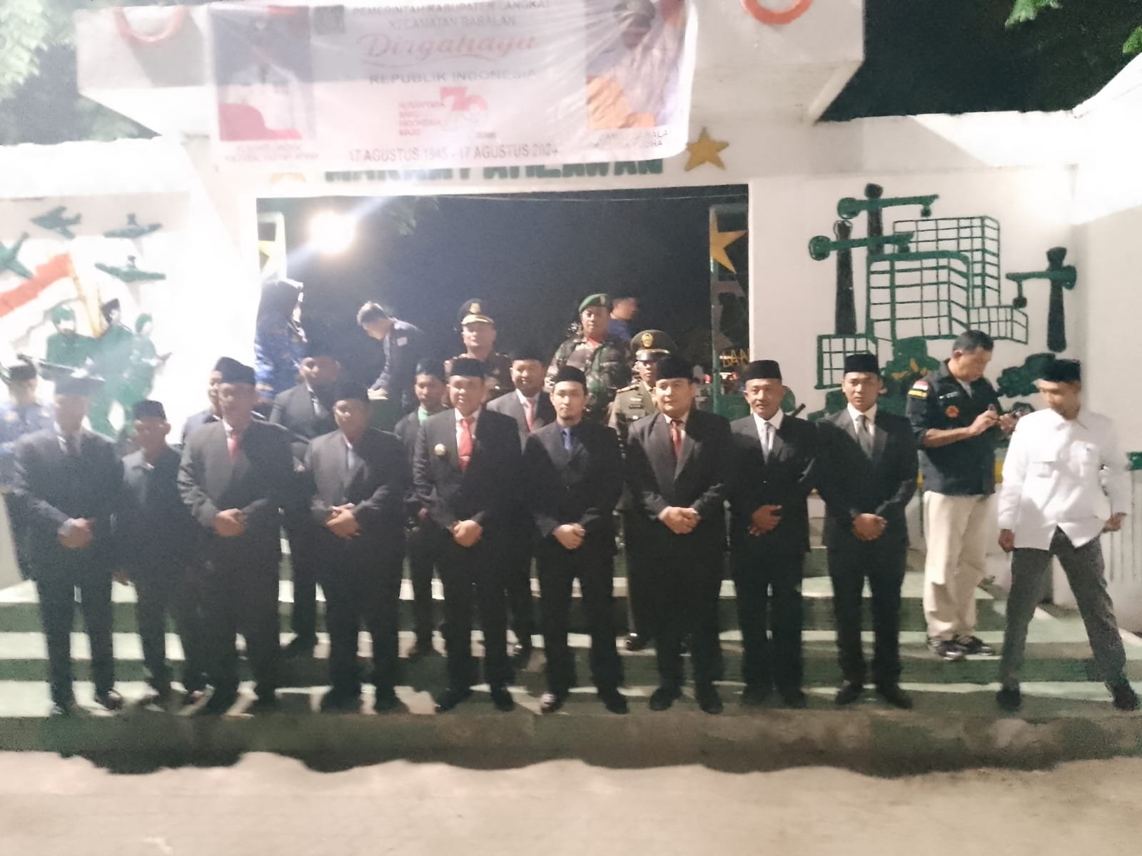 Pj. Bupati Langkat Pembina Apel Renungan Suci di TMP Berandan