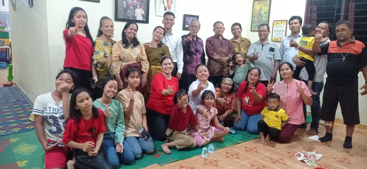 Perayaan HUT Ke-1 STM Sola Gratia Sekitarnya Berlangsung Suka Cita