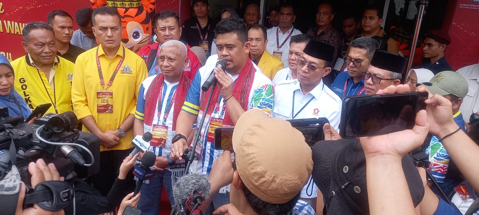 Naik Sepeda Listrik, Bobby-Surya Daftar ke KPU Sumut