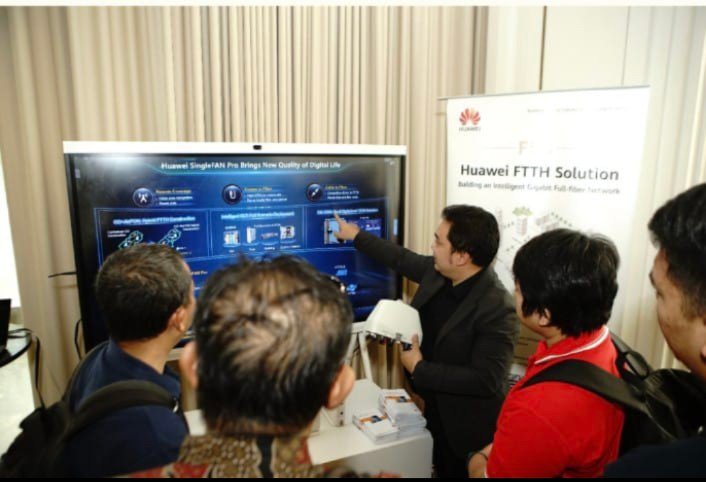 Huawei OptiX Club 2024: Membangun Fondasi Kecerdasan Industri dengan Teknologi Canggih F5.5G