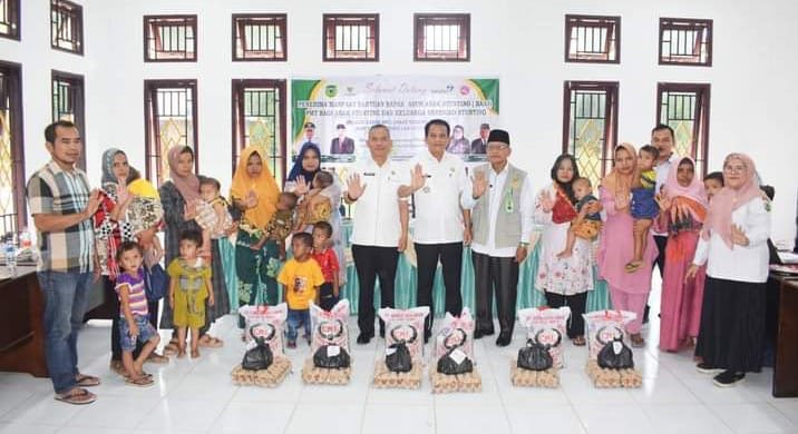 Pj Bupati Palas Hadiri Penyaluran BAAS kepada Penerima Manfaat dari Baznas