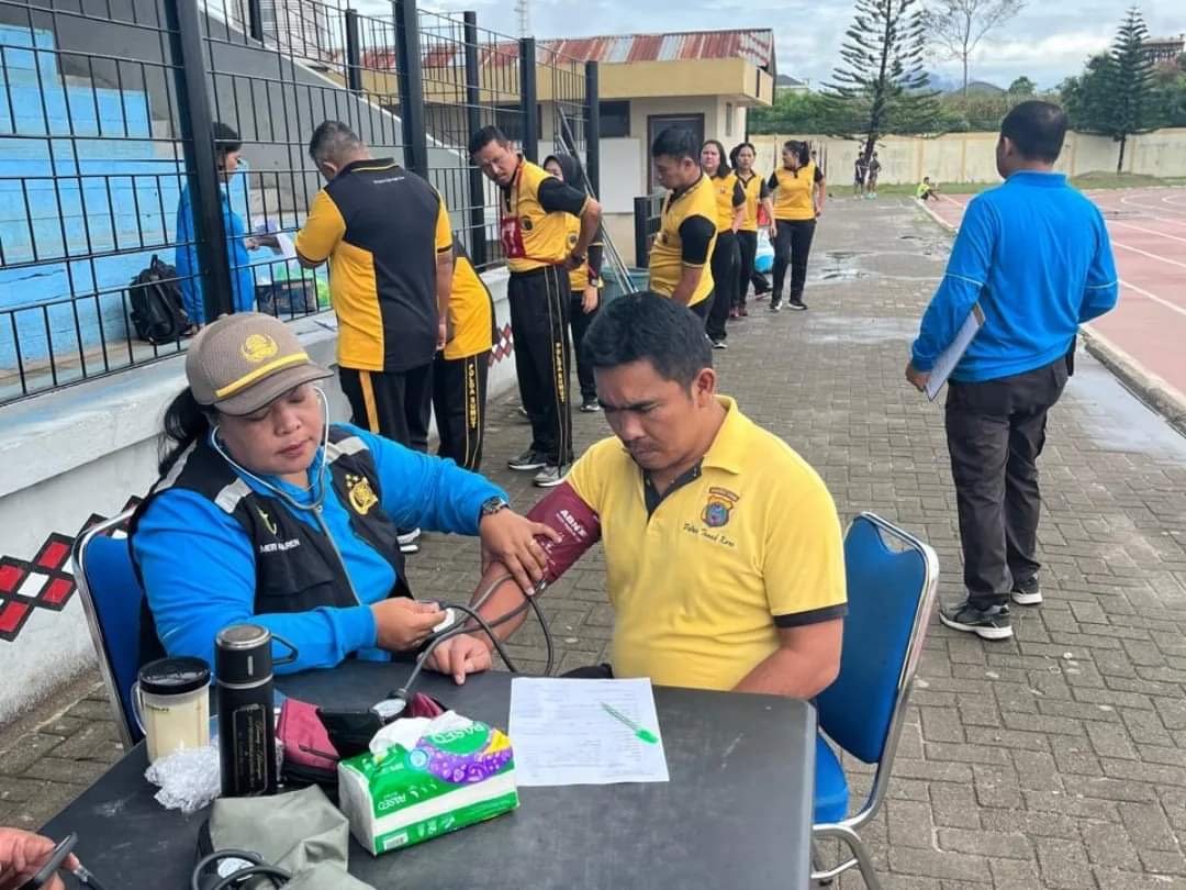 Personel Polres Karo Laksanakan Kesamaptaan Jasmani Semester II Tahun 2024