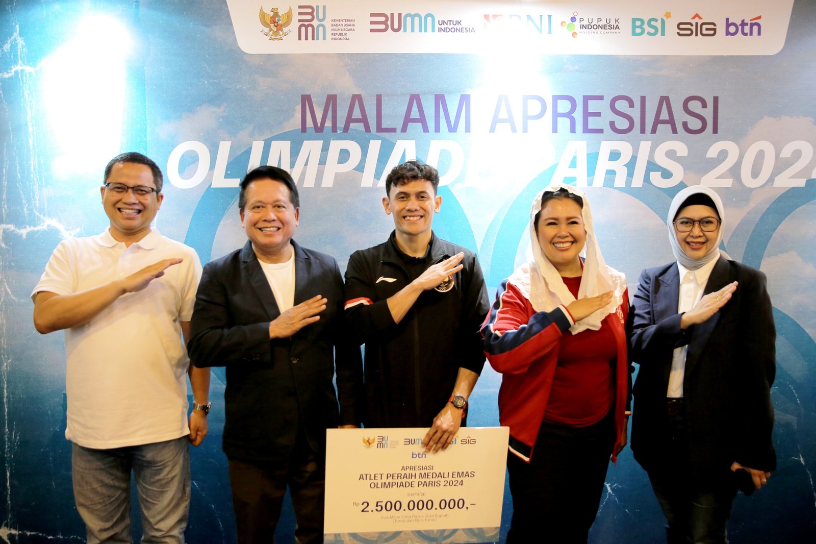 Raih Emas Olimpiade Paris 2024, BSI Beri Apresiasi Rp1 M untuk Veddriq Leonardo