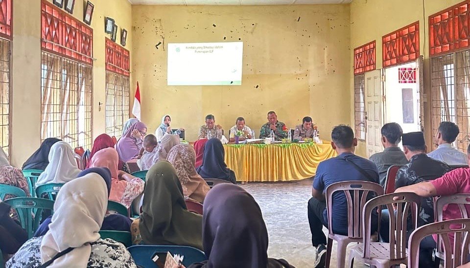 Bhabinkamtibmas Polsek Barumun Menghadiri Rapat Lintas Sektoral