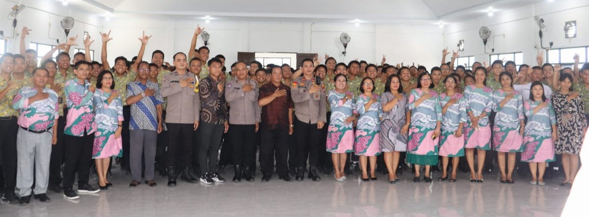 Polsek Medan Tuntungan Berikan Penyuluhan Bahaya Narkoba di SMA St.Yoseph 