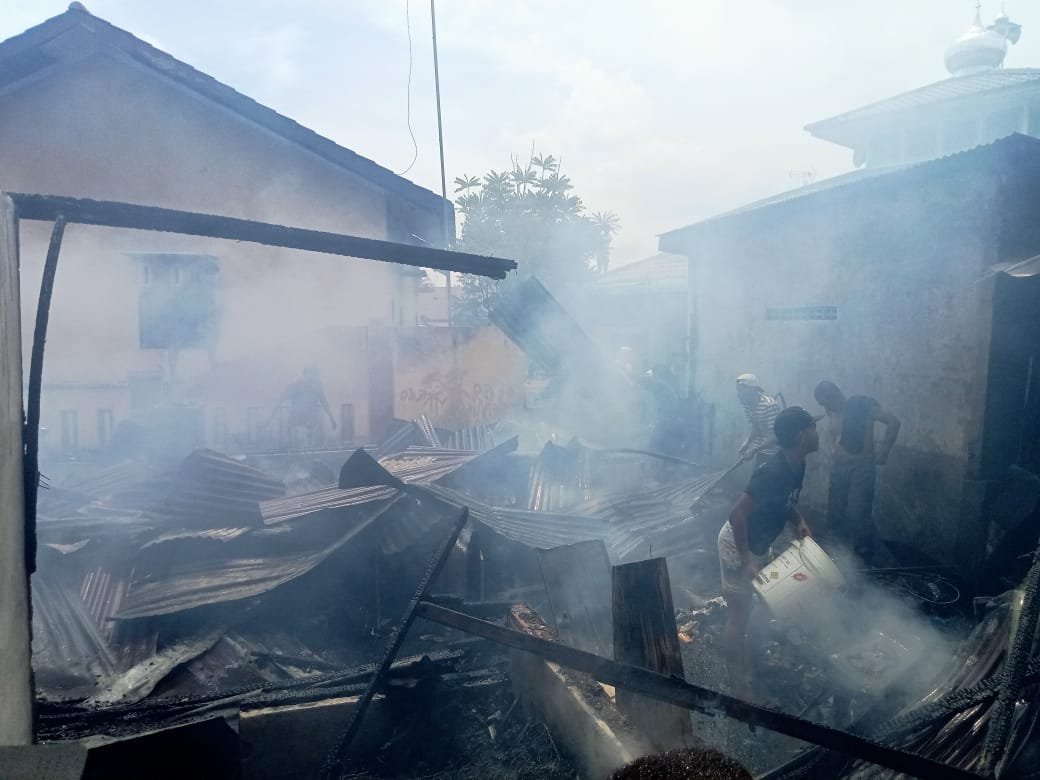 Satu Rumah Semi Permanen Hangus Terbakar Beserta Isinya