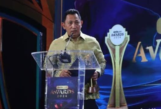 Kapolri Raih Tokoh Inklusif-Peduli Kelompok Rentan: Hak Rakyat Harus Diperhatikan