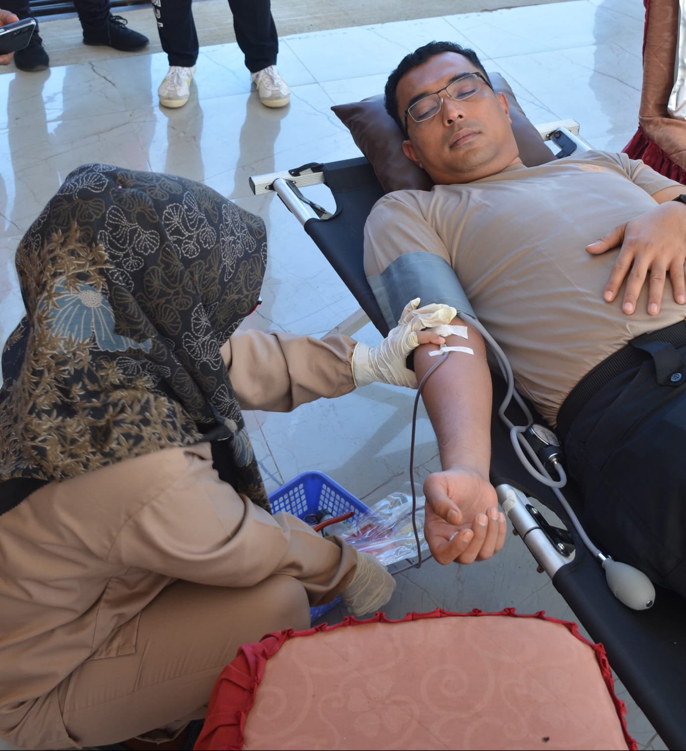 Personel Polres Labusel Laksanakan Tadarus Bersama dan Donor Darah