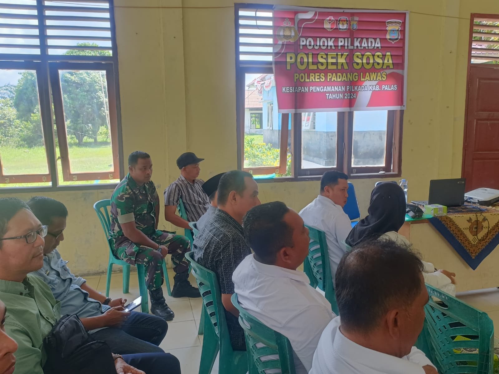 Polsek Sosa Gelar Pojok Pemilu, Tingkatkan Partisipasi Masyarakat