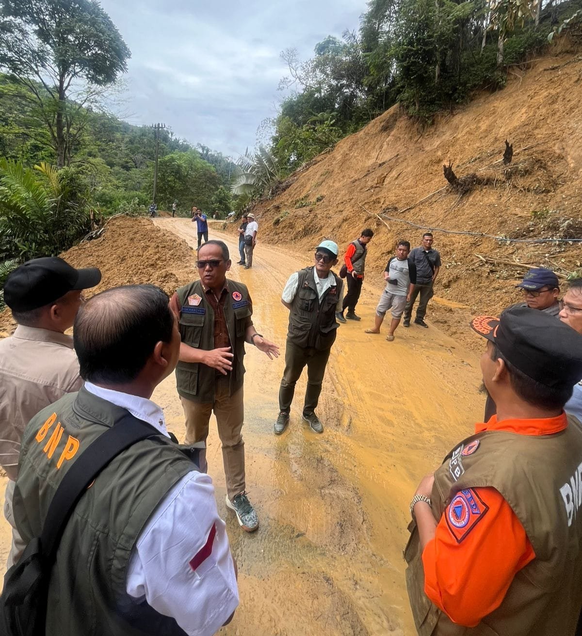 BNPB Pastikan Penanganan Darurat Banjir dan Longsor di Tapanuli Selatan dan Padang Lawas Berjalan Efektif