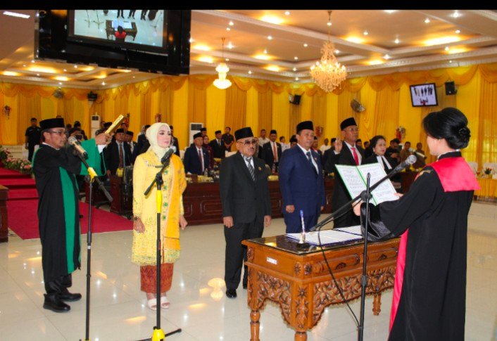 Sribana, Acai, Antoni dan Romelta Dilantik Jadi Pimpinan DPRD Langkat