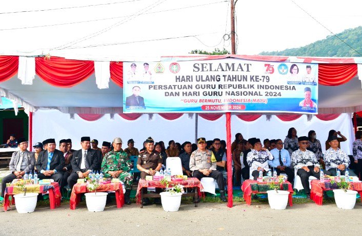 Pemkab Samosir Gelar Hari Guru Nasional dan Ulang Tahun PGRI Ke-79