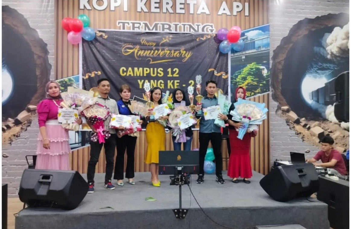 Malam Puncak Acara Komunitas Kampus 12, Serahkan Hadiah Lomba Lagu Dangdut