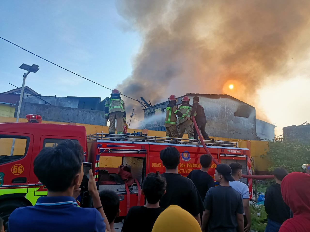 16 Rumah di Simpang Limun Terbakar