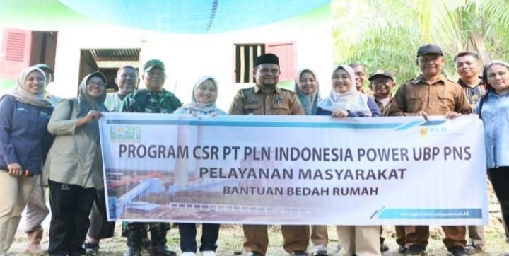PLN Indonesia Power Bantu Rumah Warga Tidak Mampu