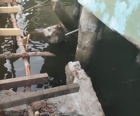 Titi Rabat Beton di Desa Kelantan Kecamatan Berandan Barat Ambruk