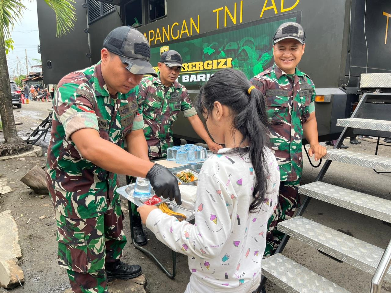 Kodam I/BB Tingkatkan Kesejahteraan Sosial lewat Bantuan Makanan Sehat untuk Dhuafa dan Anak Yatim