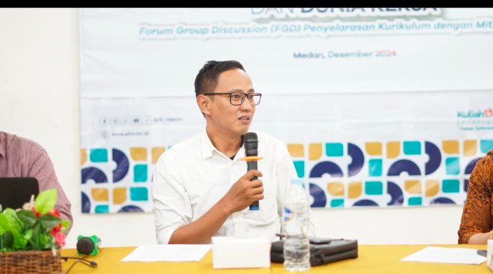 IHSG dan Emas Lanjutkan Penguatan, Rupiah Masih Dibawah Tekanan US Dolar