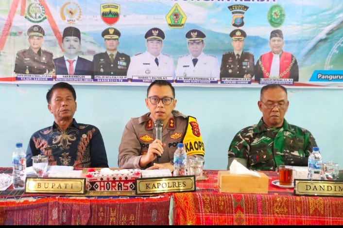 Jelang Nataru, Forkopimda Samosir Kunker di Kecamatan Pangururan