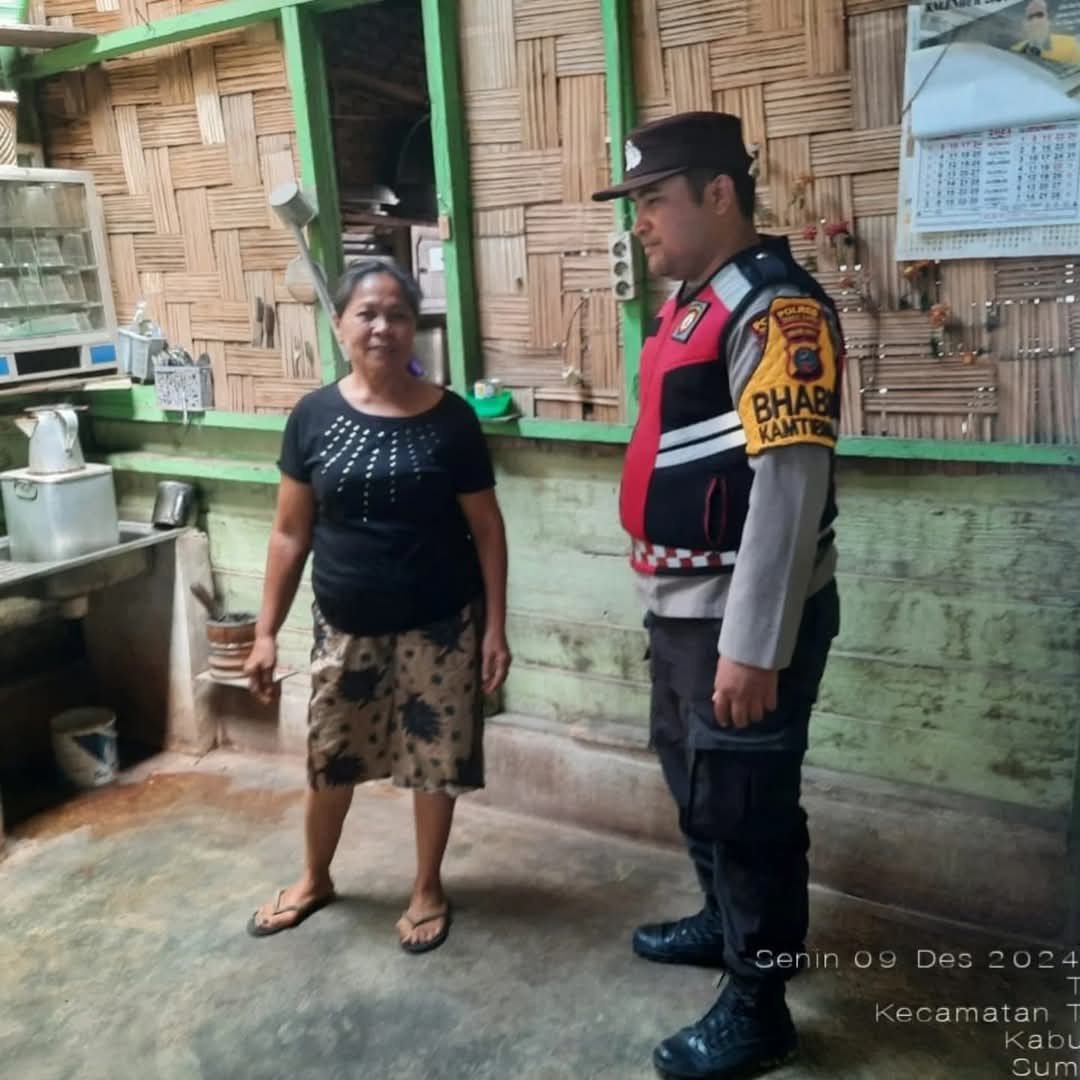 Bhabinkamtibmas Polsek Tigabinanga Bangun Komunikasi Aktif dengan Masyarakat
