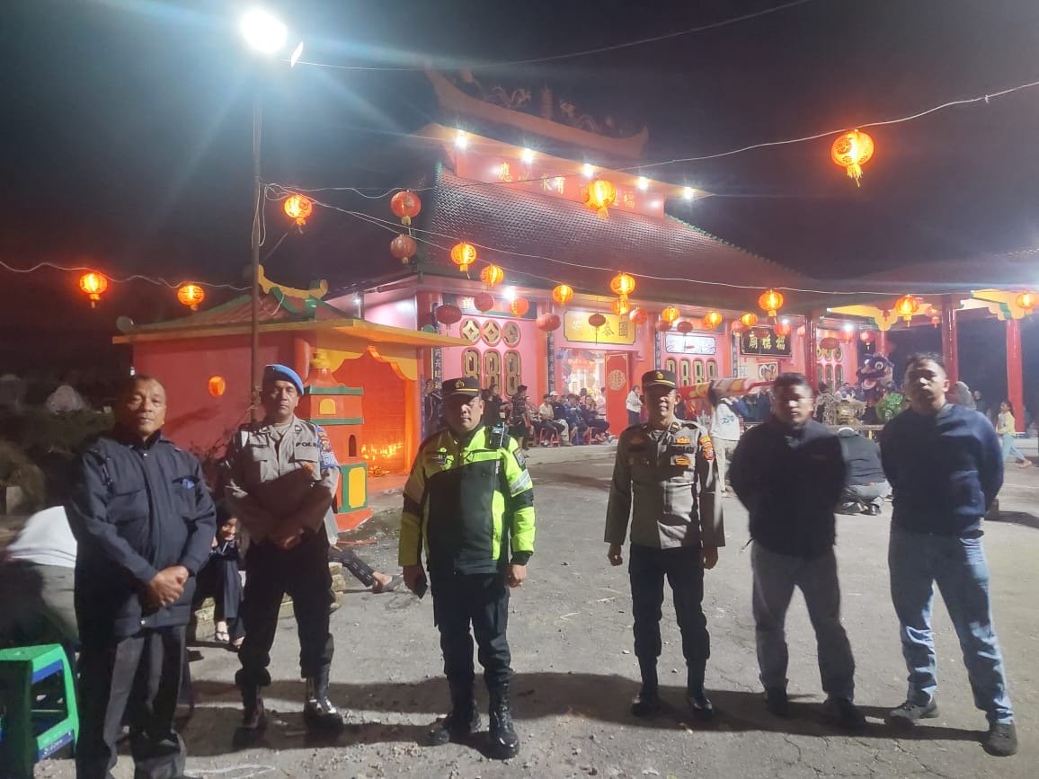 Polres Karo Jaga Kelancaran Malam Tahun Baru Imlek di Peckong Kstigarba Berastagi