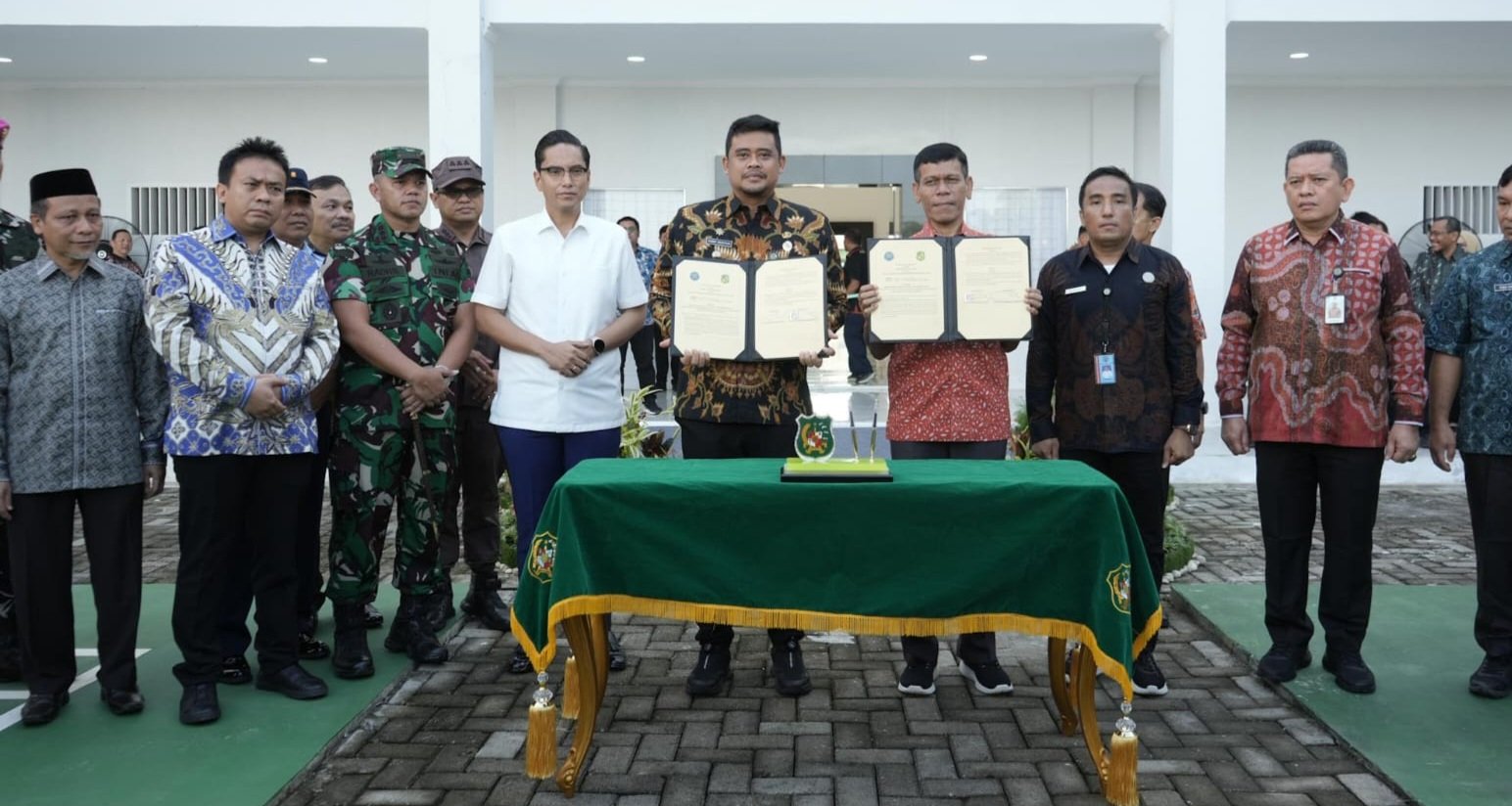 Bobby Resmikan Rumah Perlindungan Sosial