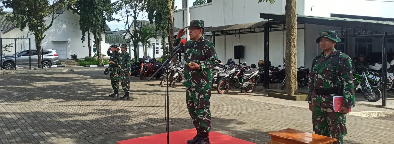 Komandan Pusdikma Kodiklat TNI Tutup Latihan Berganda Siswa Dikmapa PSDP Pnb TNI Angkatan XXXV TP 2024