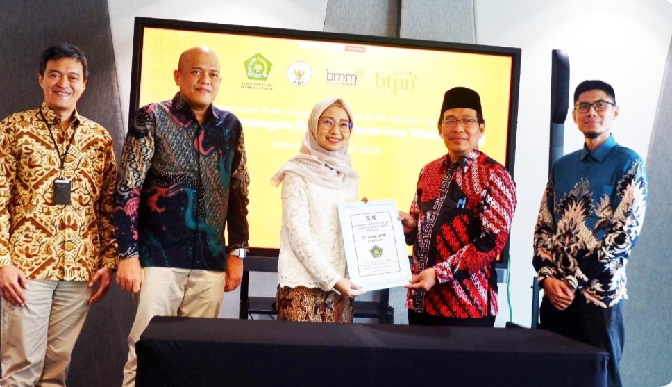 Kemenag Tetapkan BTPN Syariah sebagai Lembaga Keuangan Syariah Penerima Wakaf Uang