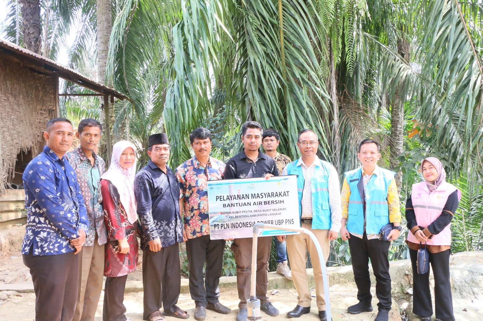 PLN Indonesia Power Resmikan Sumur Bor di Desa Bukit Selamat
