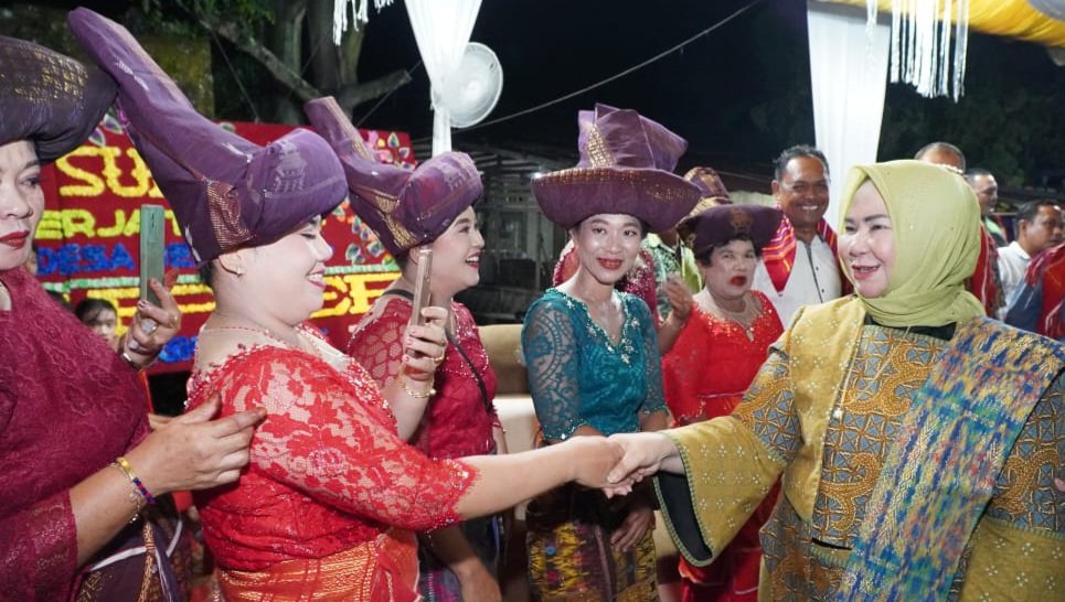 Bupati Langkat Dukung Pelestarian Budaya Karo di Pesta Kerja Tahun Buluh Duri Kuala
