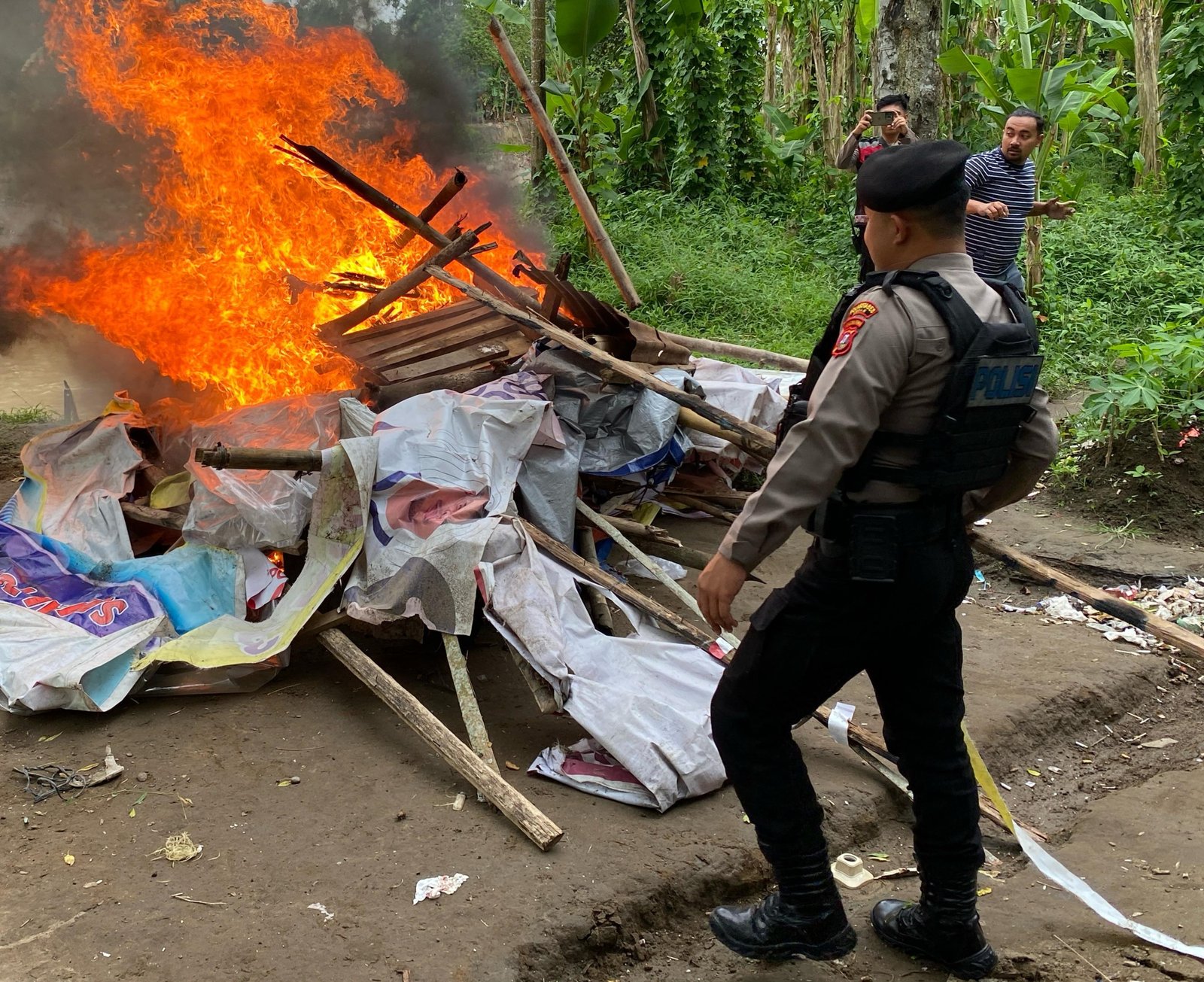 Gerebek Kampung Narkoba Paya Geli, 3 Pria Diamankan