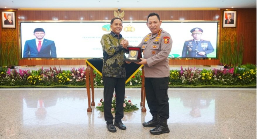 Kapolri dan Menhut Perkuat Sinergitas Upaya Perlindungan Kawasan Hutan
