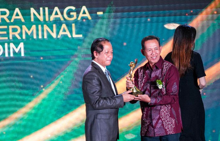 Pertamina Patra Niaga Regional Sumbagut Raih PROPER Emas dan 10 PROPER Hijau