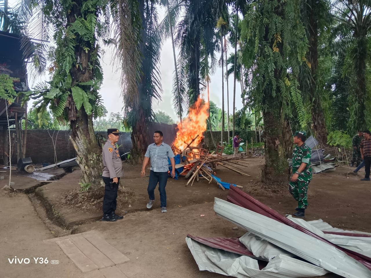 Perangi Narkoba, Empat Lokasi di Sei Mencirim Dibersihkan oleh Aparat