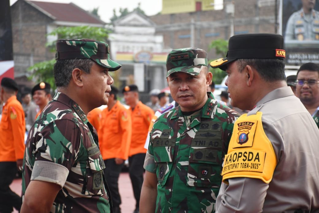 Pangdam I/BB Hadiri Apel Gelar Pasukan Operasi Ketupat Toba 2025 di Mapolda Sumut
