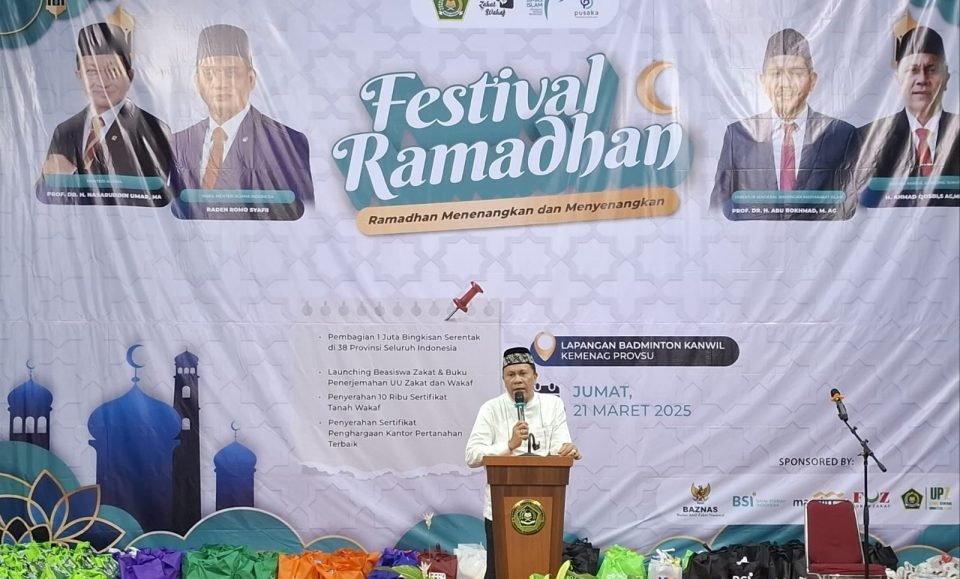 Kanwil Kemenagsu Distribusikan 1000 Paket Zakat ke Kaum Dhuafa