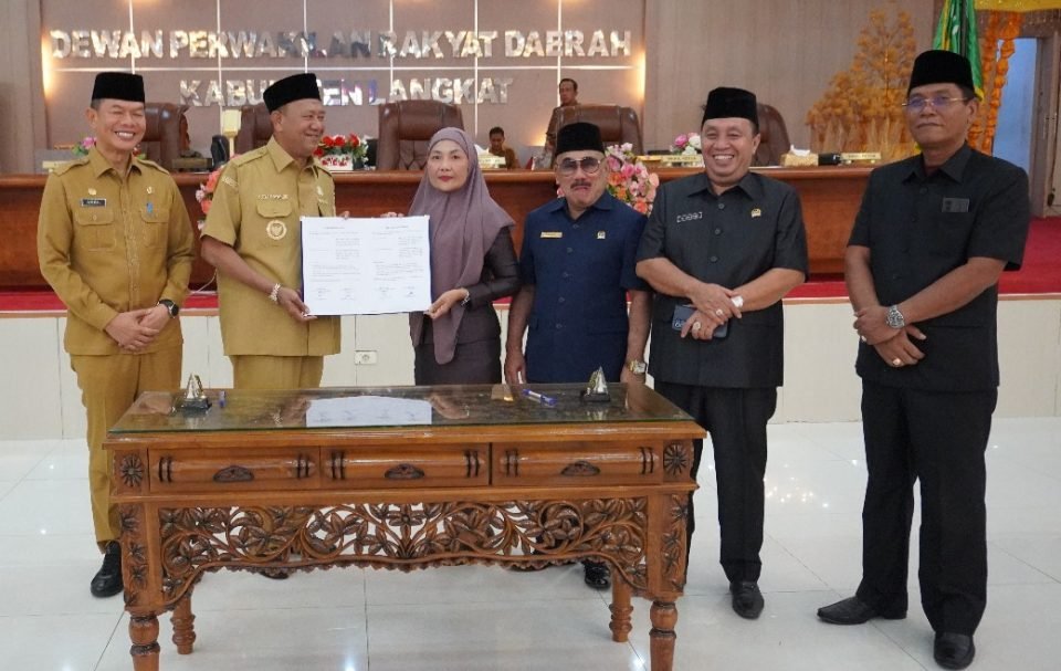 DPRD Langkat Gelar Paripurna LKPJ Bupati