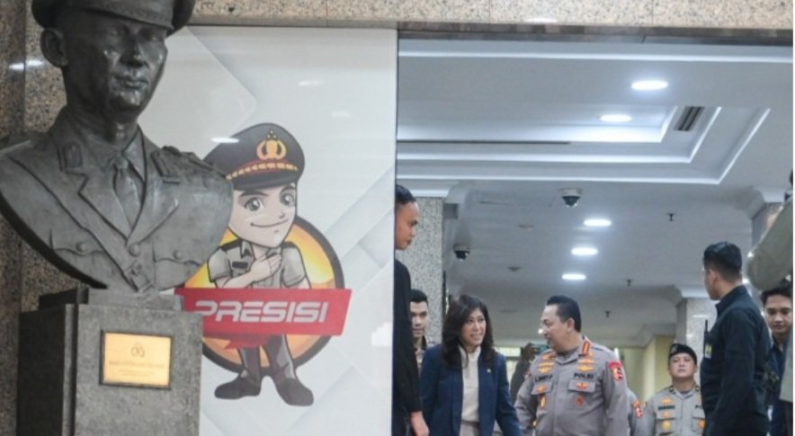 Komdigi Bareng Polri Perangi Jaringan Fake BTS dan Judi Online