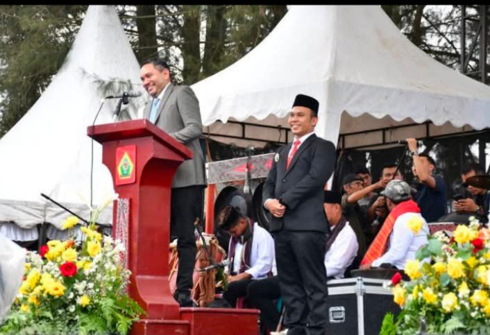 Hadiri Hari Jadi Kab.Samosir, Ini Harapan Bupati Pakpak Bharat