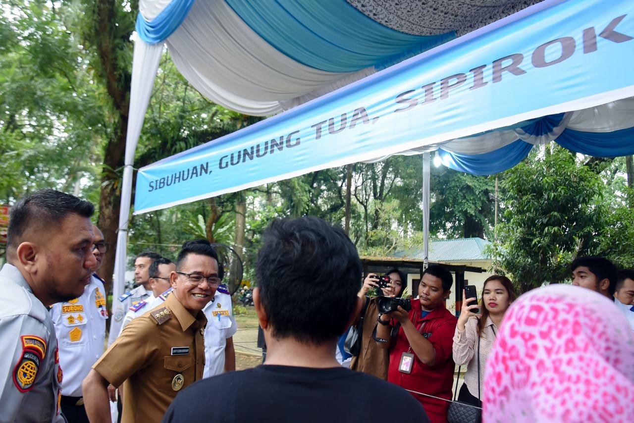 Zakiyuddin Tinjau Pendaftaran Mudik Gratis Pemko Medan 2025