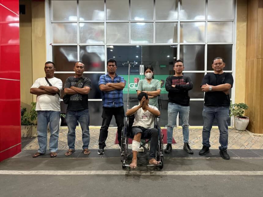 Polisi Tembak Kaki Pencuri Sepeda Motor di Jalan Mandala By Pass