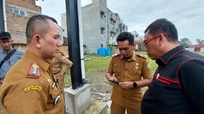 Sidak Pembangunan Pool Bus Tanpa PBG di Jl Gagak Hitam, Paul MA Simanjuntak Ajak Kepling dan OPD Cegah Kebocoran PAD