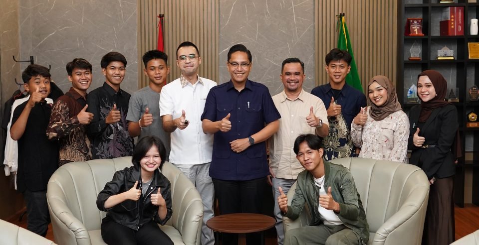 Rico Waas Ajak Seluruh Warga Medan Dukung Fajar dan Mesa di 5 Top Indonesian Idol