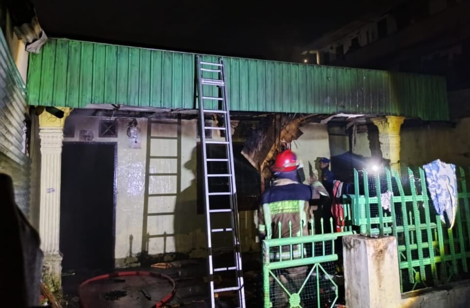 Rumah Kos Terbakar di Padang Bulan, 2 Meninggal, 1 Luka Bakar