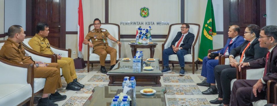 Rico Waas Minta Peradi Pergerakan Beri Pendampingan Hukum Kepada Masyarakat