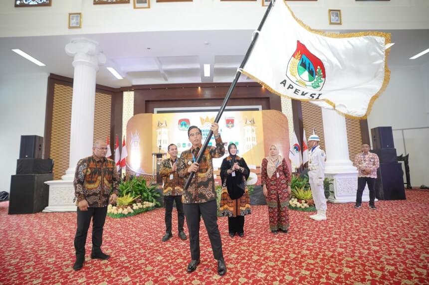 Wali Kota Medan Terpilih Jadi Ketua Komwil I APEKSI Periode 2025–2028