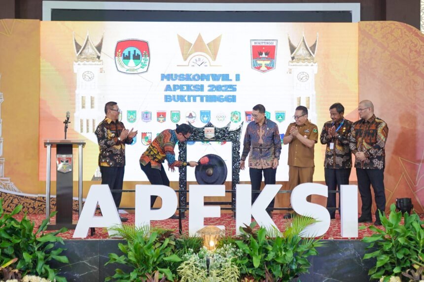 Wali Kota Medan Rico Waas Hadiri Pembukaan Muskomwil 1 APEKSI di Bukittinggi