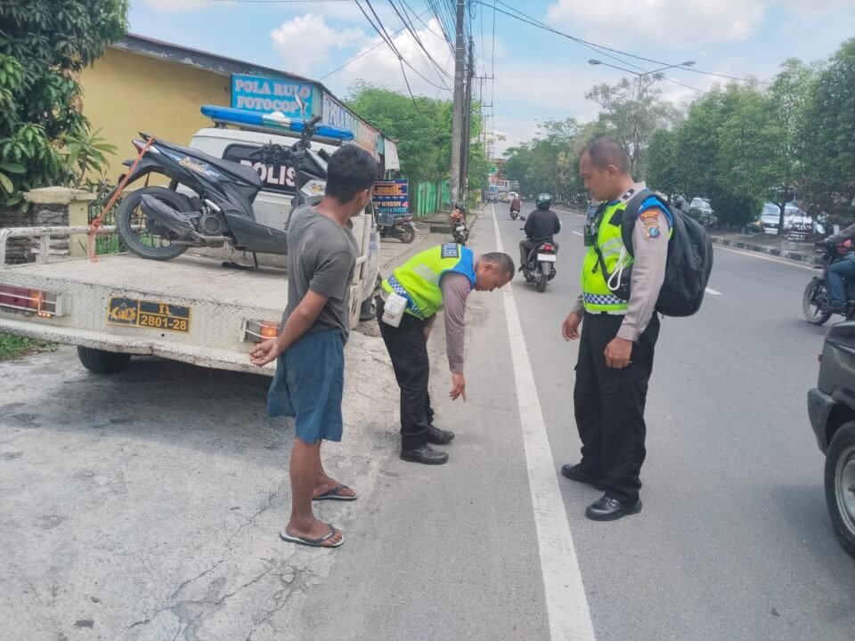 Pelajar Tewas di Tempat, Tergelincir dan Tertabrak Mobil di Jalan Jamin Ginting