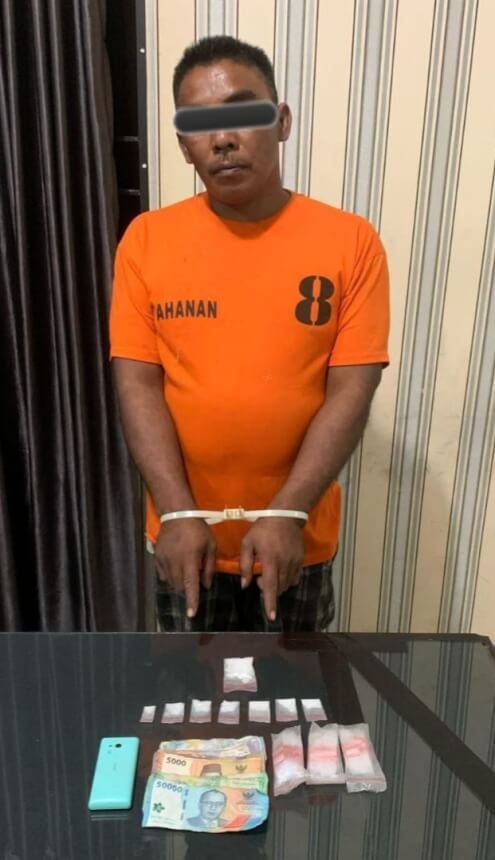 Residivis Ditangkap di Gubuk Perladangan, Polres Tanah Karo Amankan 12,21 Gram Sabu